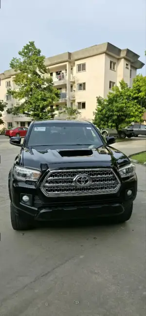 Toyota Tacoma 4dr Double Cab 2016 Black