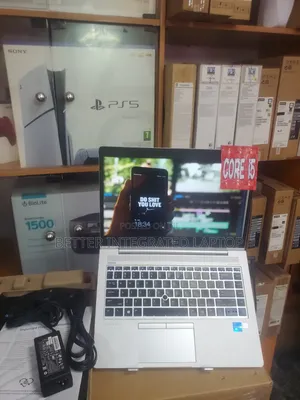 New Laptop HP EliteBook 820 G2 8GB Intel Core 5 SSD 256GB