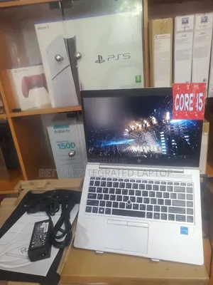 New Laptop HP EliteBook 820 G2 8GB Intel Core 5 SSD 256GB