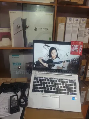 New Laptop HP EliteBook 820 G2 12GB Intel Core 5 SSD 256GB