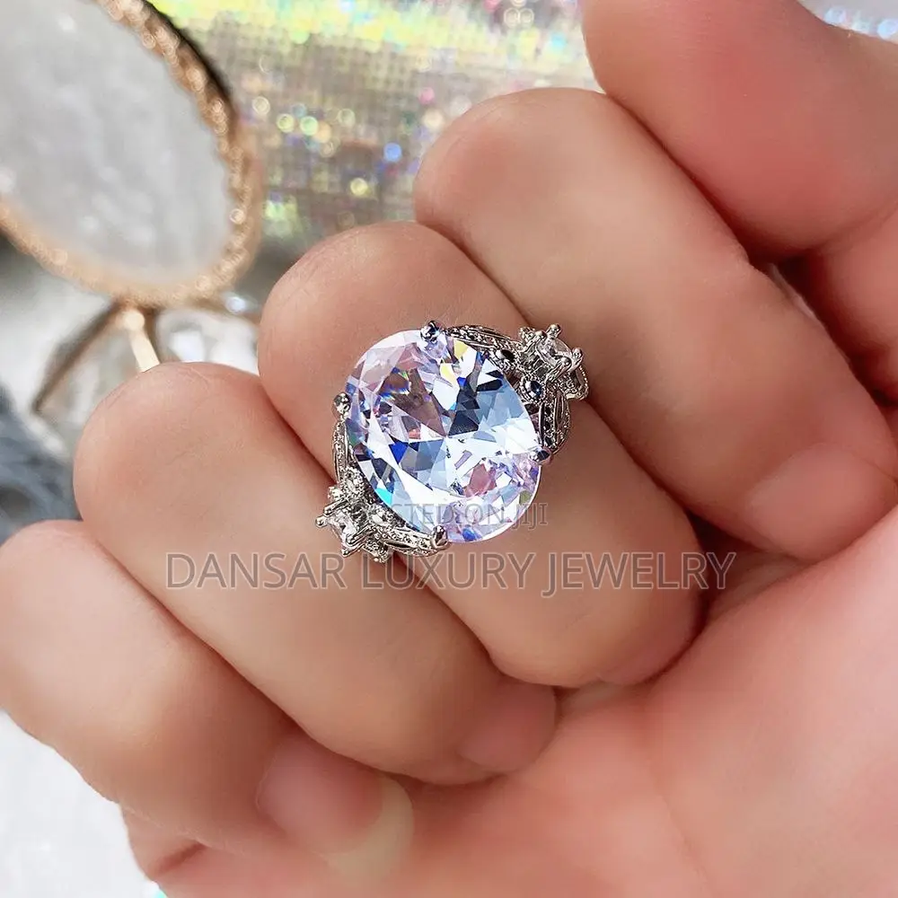 Beautiful Flowery Ring
