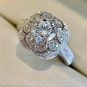 Beautiful Flowery Proposal Ring
