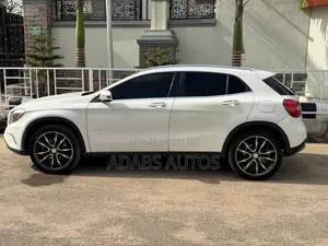 Mercedes-Benz GLA 250 2016 White