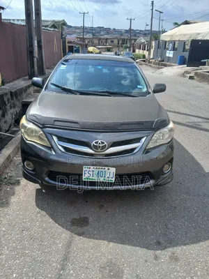 Toyota Corolla S 4dr Sedan (1.8L 4cyl 4A) 2012 Gray
