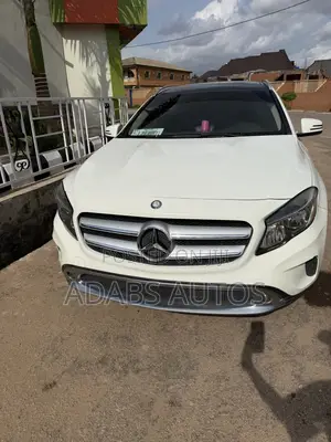 Mercedes-Benz GLA 250 2016 White