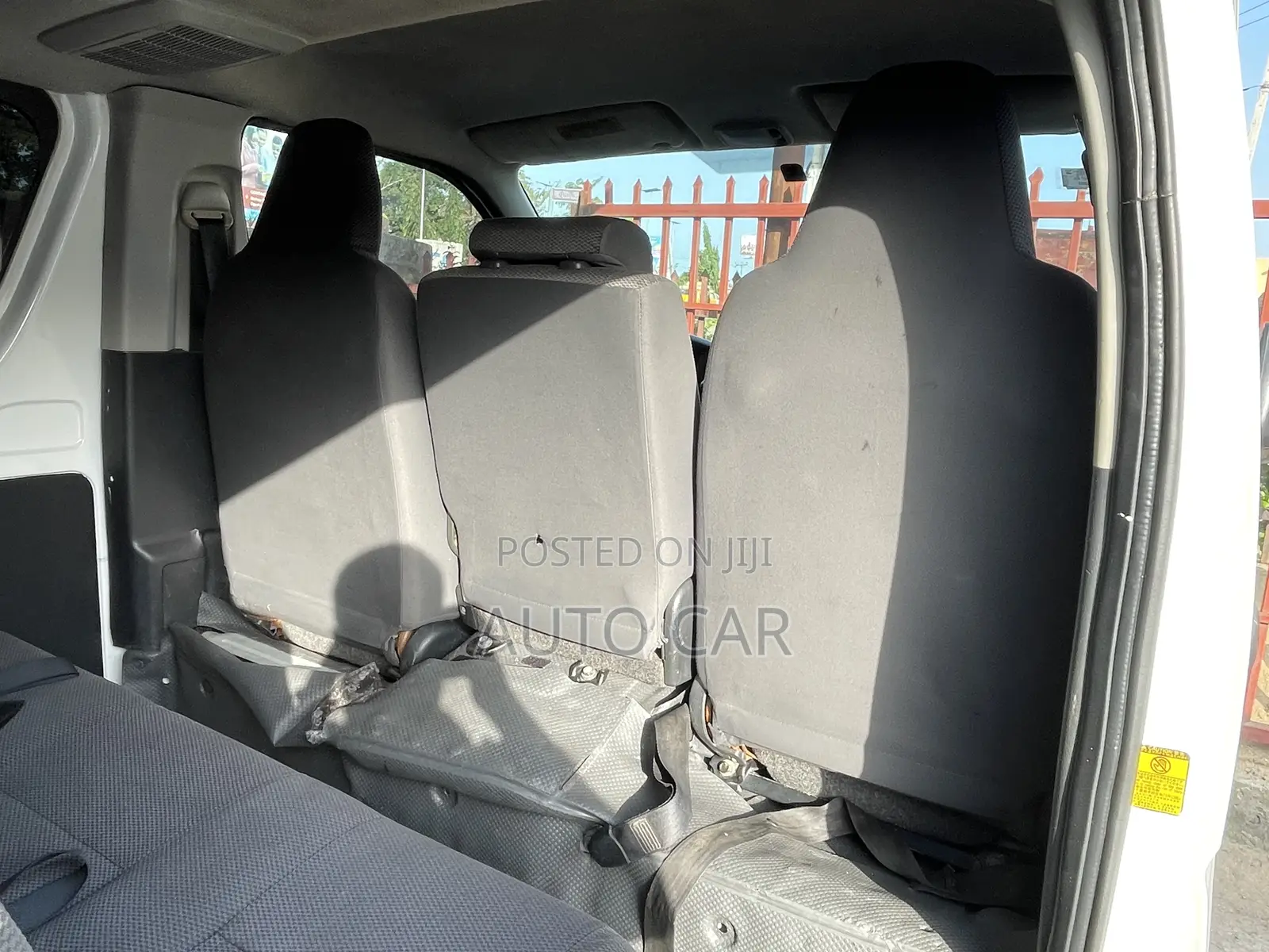 Toyota HiAce 2014 White