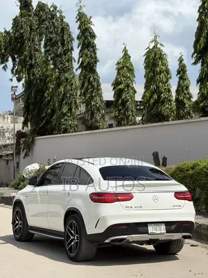 Mercedes-Benz GLE-Class 2016 White