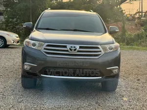 Toyota Highlander 2013 Gray
