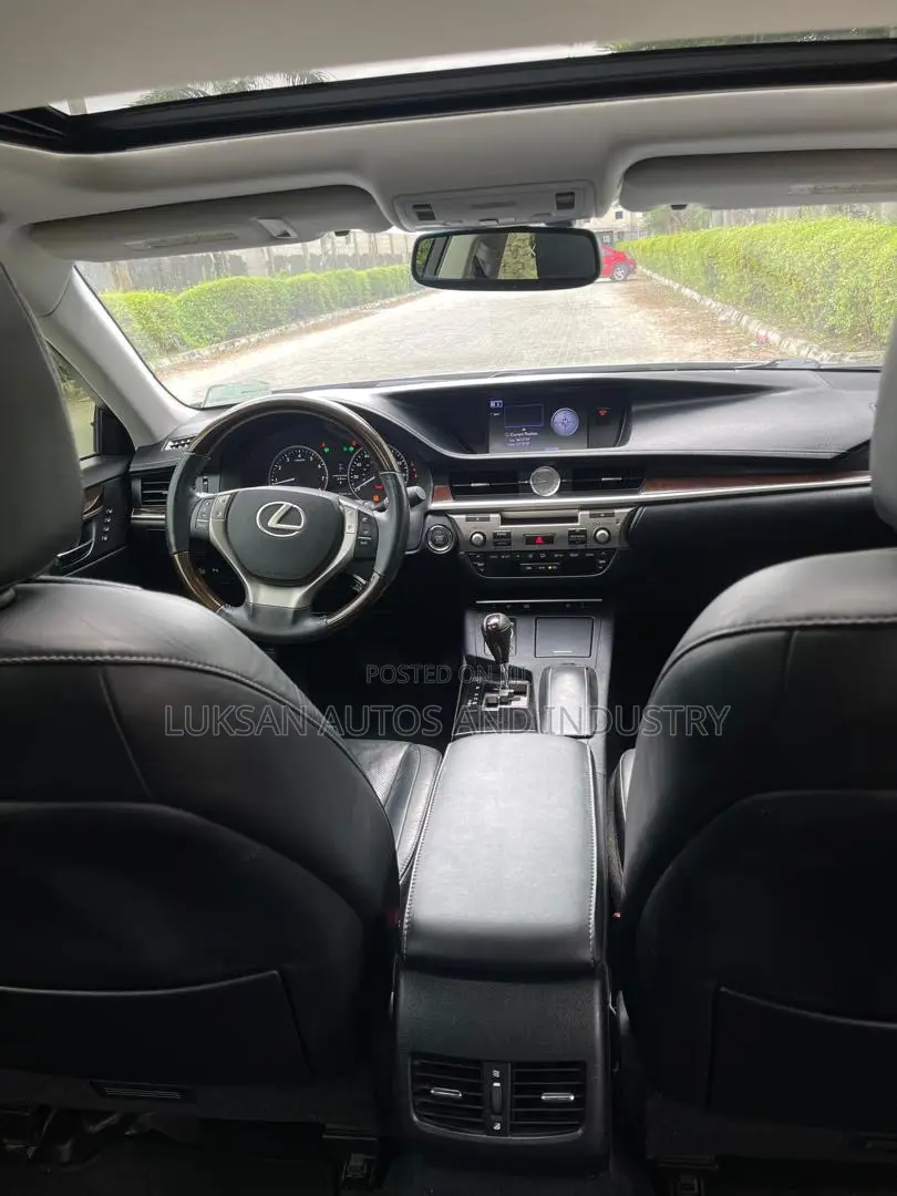 Lexus ES 2013 Silver
