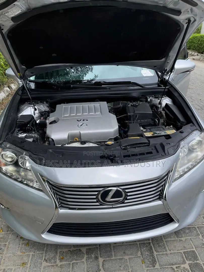 Lexus ES 2013 Silver