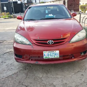 Toyota Camry 2006 Red