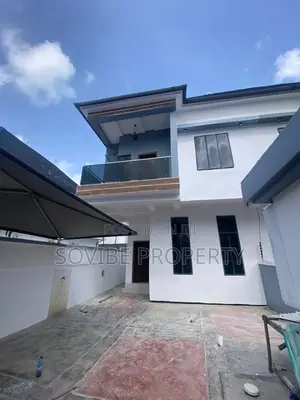 Furnished 4bdrm Duplex in Chevron Estate for rent