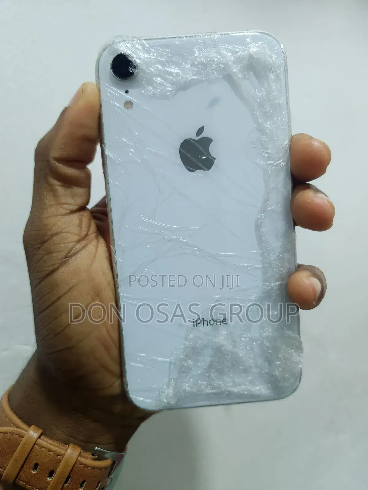 Apple iPhone XR 64 GB Red