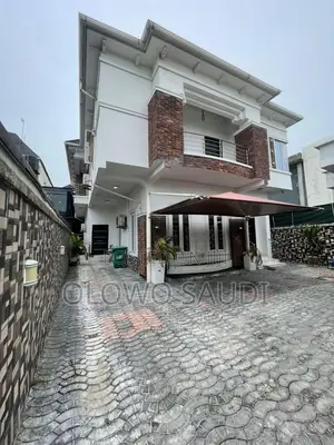 5bdrm Duplex in Chevron for rent