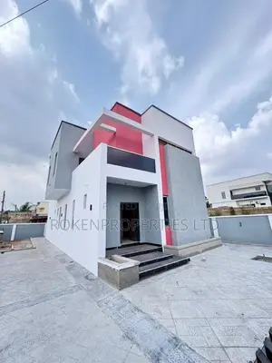 4bdrm Duplex in Carlton Gate Estate, for sale