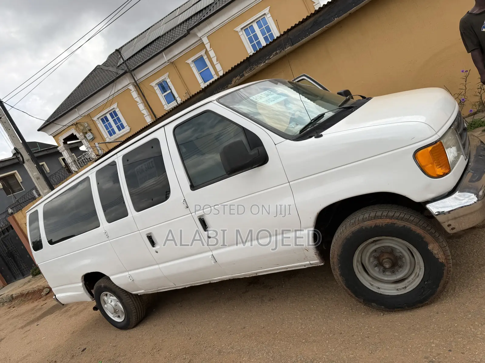 Ford E350 2007 White