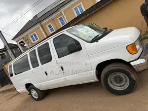 Ford E350 2007 White