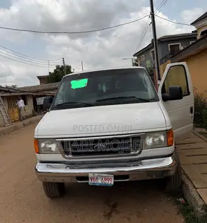 Ford E350 2007 White