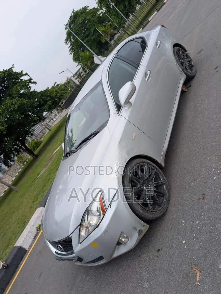 Lexus IS 2009 Silver