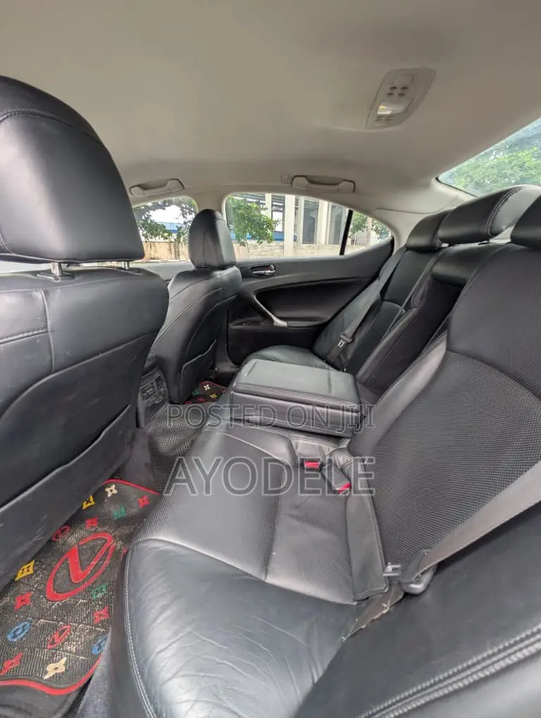 Lexus IS 2009 Silver
