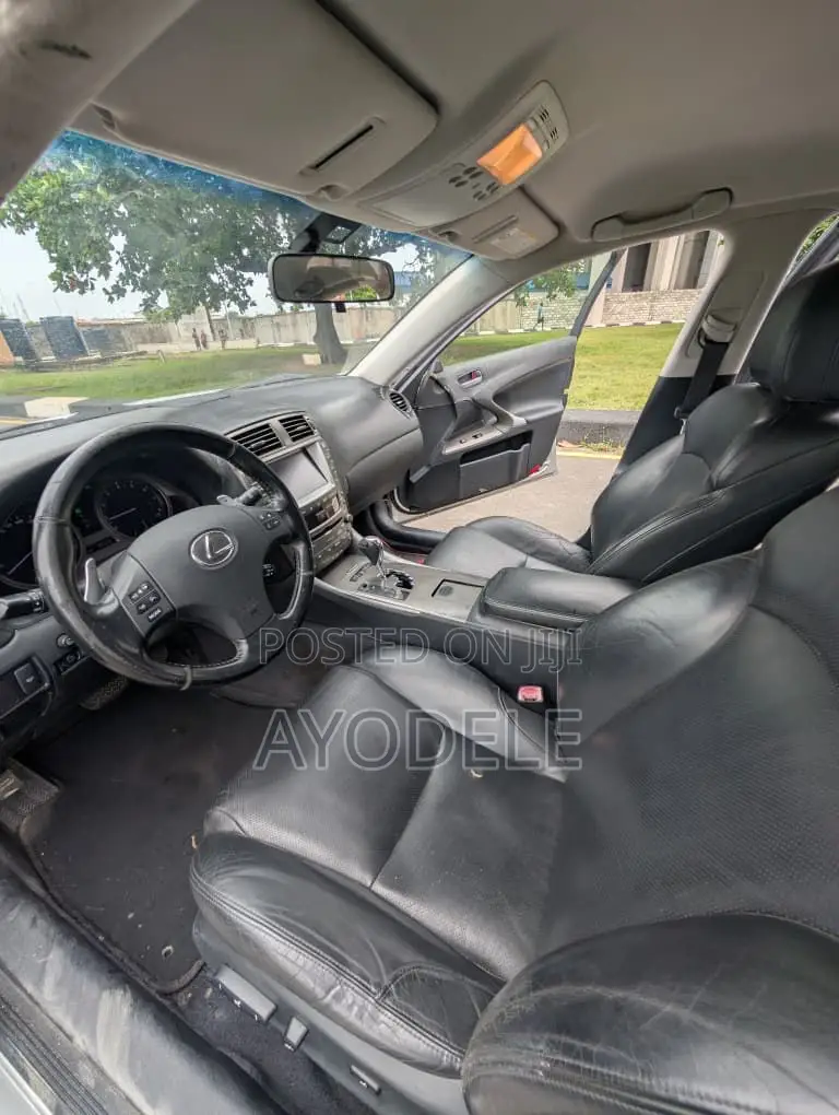 Lexus IS 2009 Silver