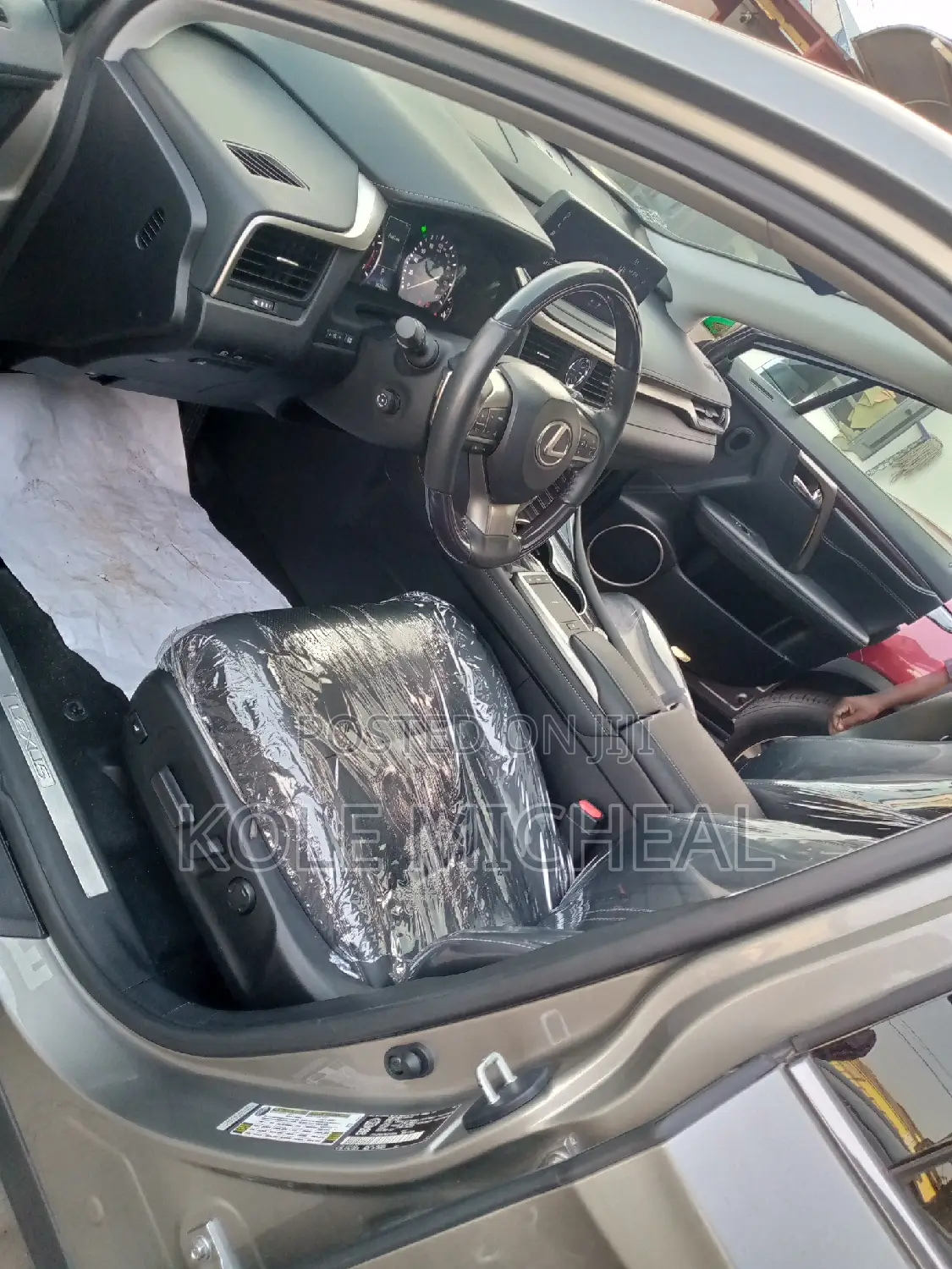 Lexus RX 2022 Gray