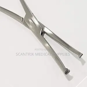 Artery Forcep for Clinical Surgery Assistance