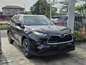 Toyota Highlander XLE FWD 2020 Black