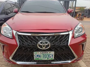 Toyota Sienna 2006 Red