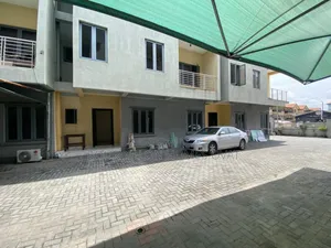 4bdrm Duplex in Ikate Lekki Lagos for rent