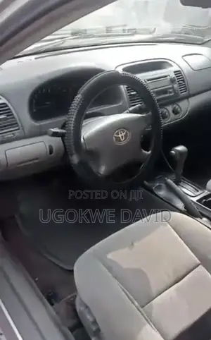 Toyota Camry 2005 Silver