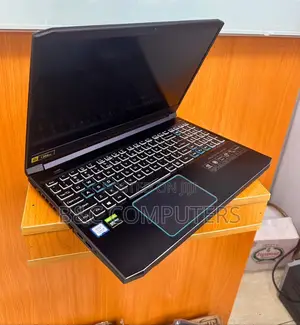 Laptop Acer Predator Helios 300 16GB Intel Core i7 SSD 512GB