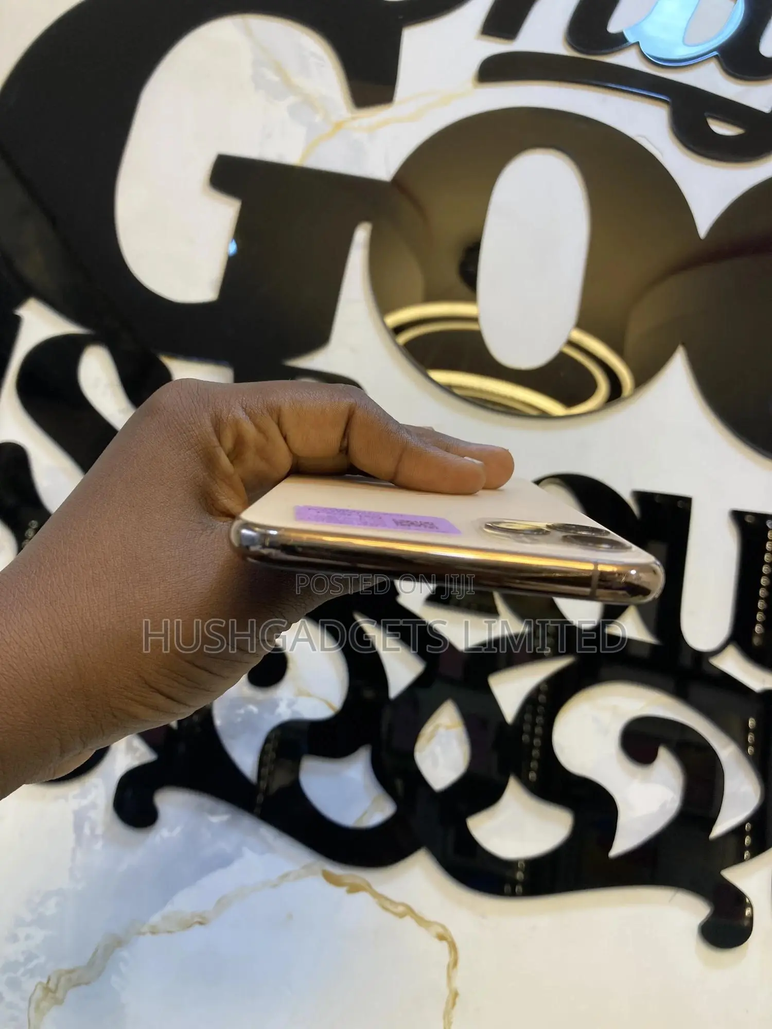 Apple iPhone 11 Pro Max 64 GB Gold