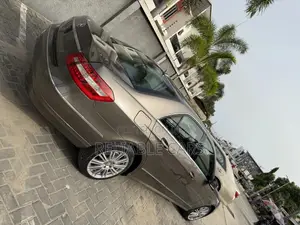 Mercedes-Benz E350 2010 Brown