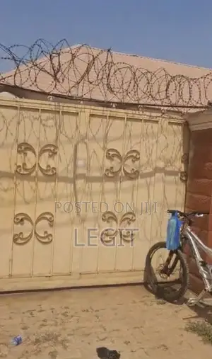 2bdrm Block of Flats in Lugbe District for sale