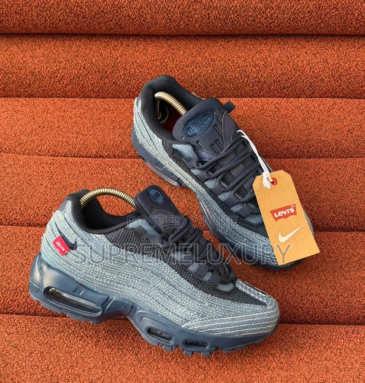 Nike Sneakers