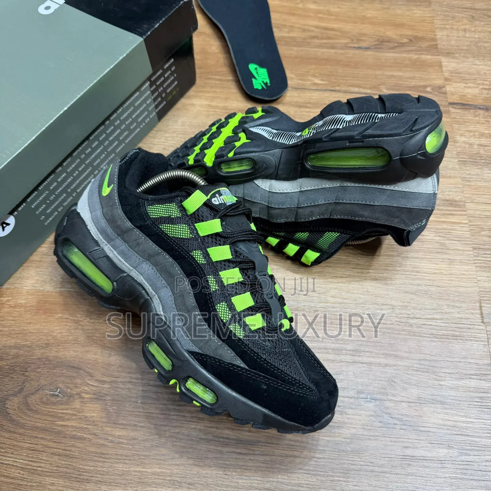 Nike Sneakers