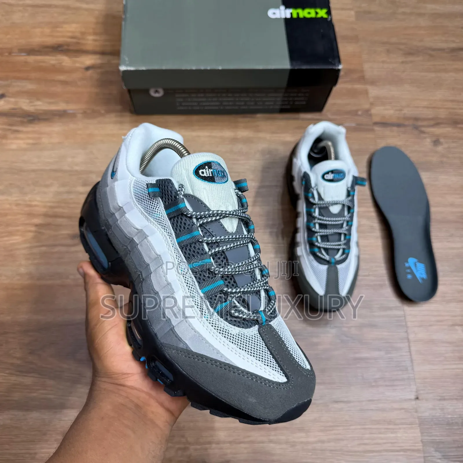 Nike Sneakers