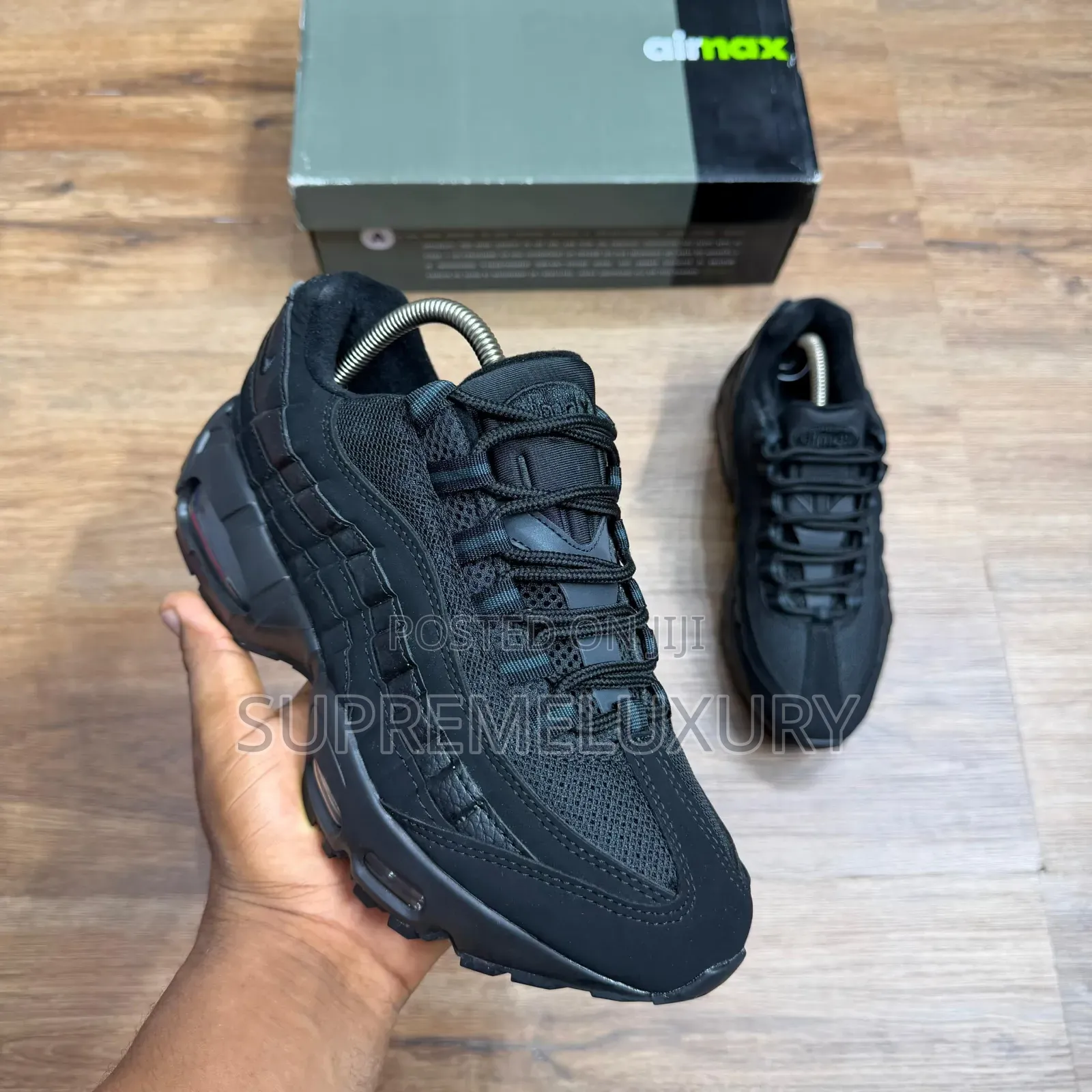 Nike Sneakers