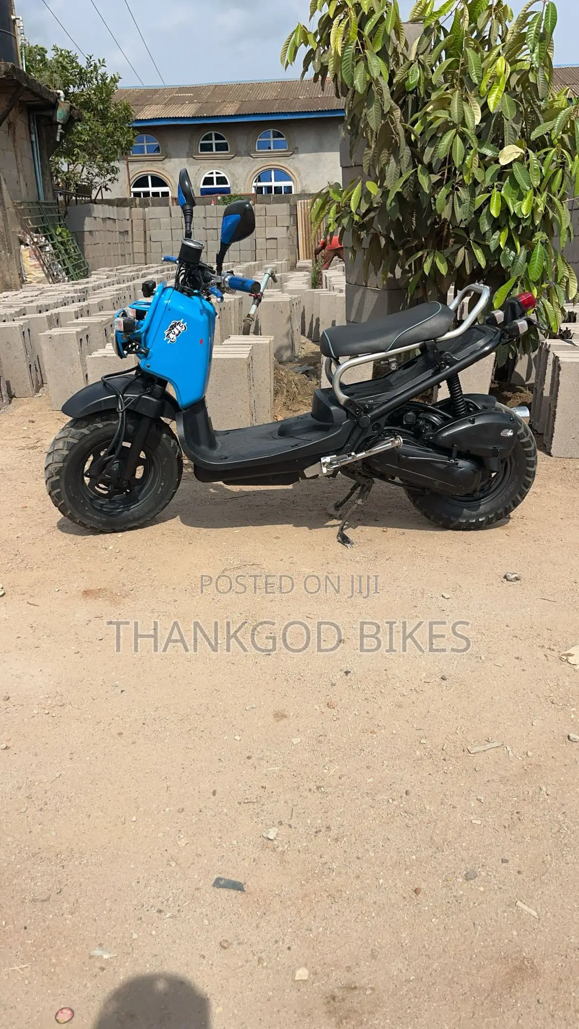 Honda 2025 Blue