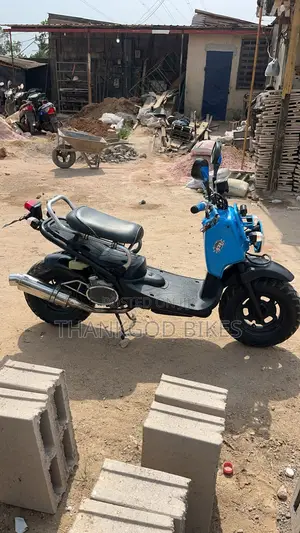Honda 2025 Blue