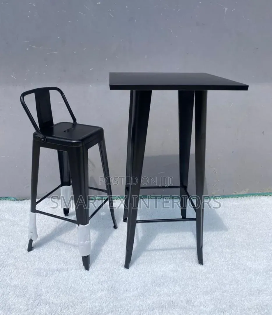 Best Quality Metal Bar Table With Barstools