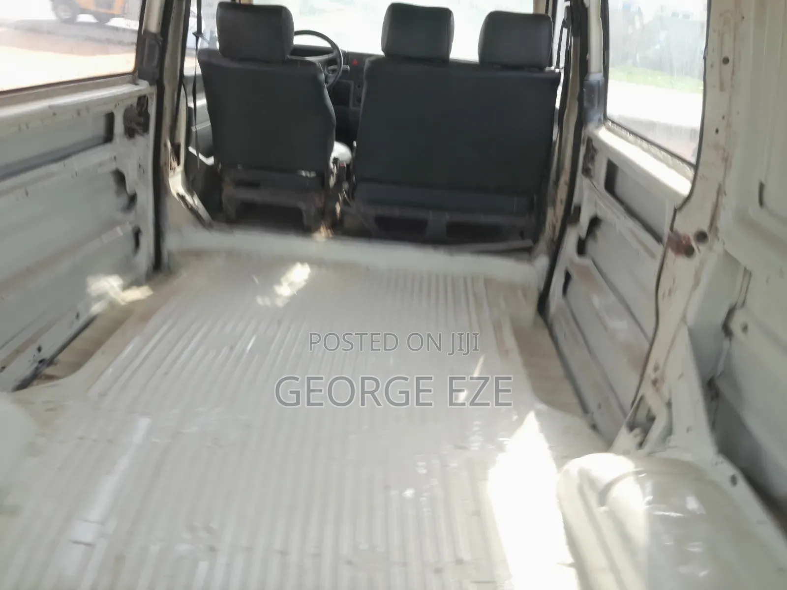 Volkswagen Transporter 2004 White