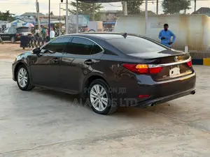 Lexus ES 350 FWD 2014 Gray