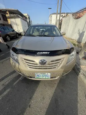 Toyota Camry 2008 Gold