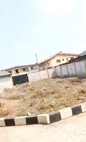 2bdrm Block of Flats in Prime And Serene, Alakuko for sale