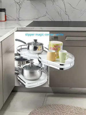 Slipper Magic Corner
