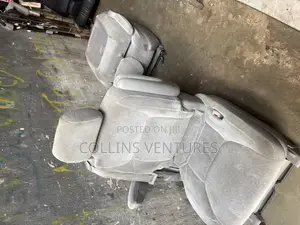 2 Middle Seat Toyota Sienna 2004-08 Available Fabric