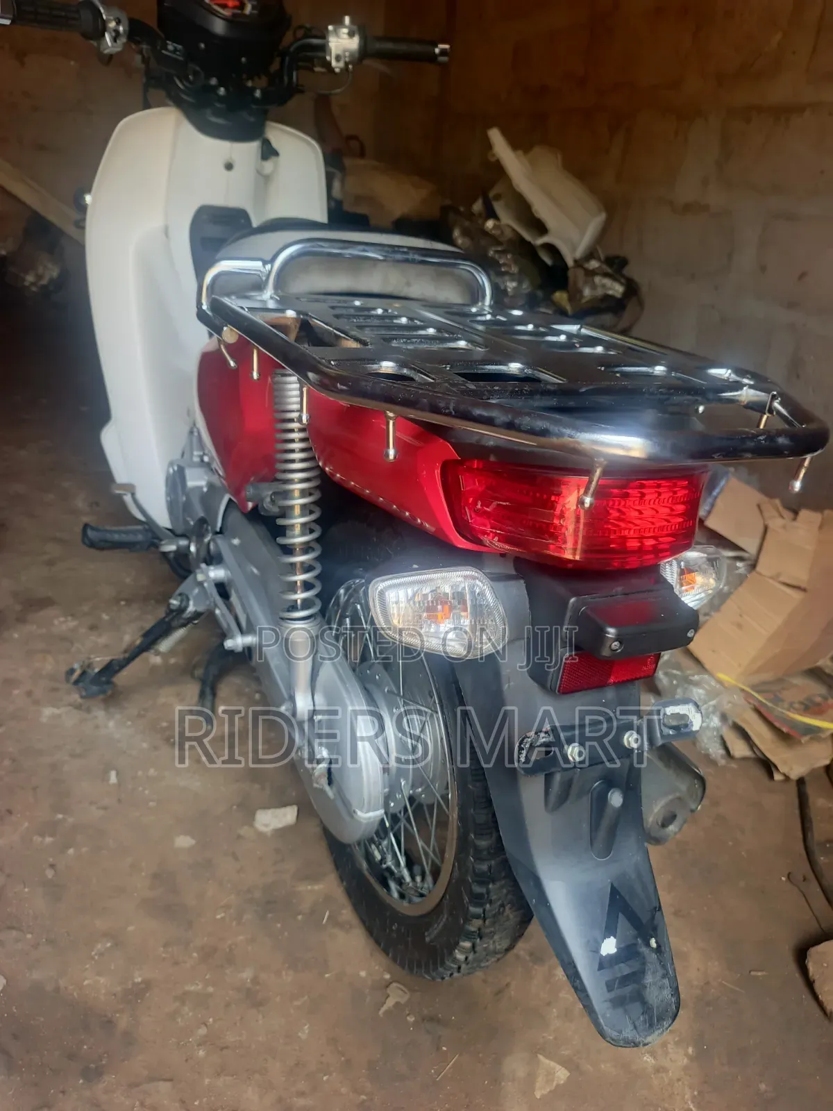 Honda 2024 Red