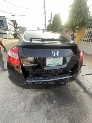 Honda Crosstour 2011 Black